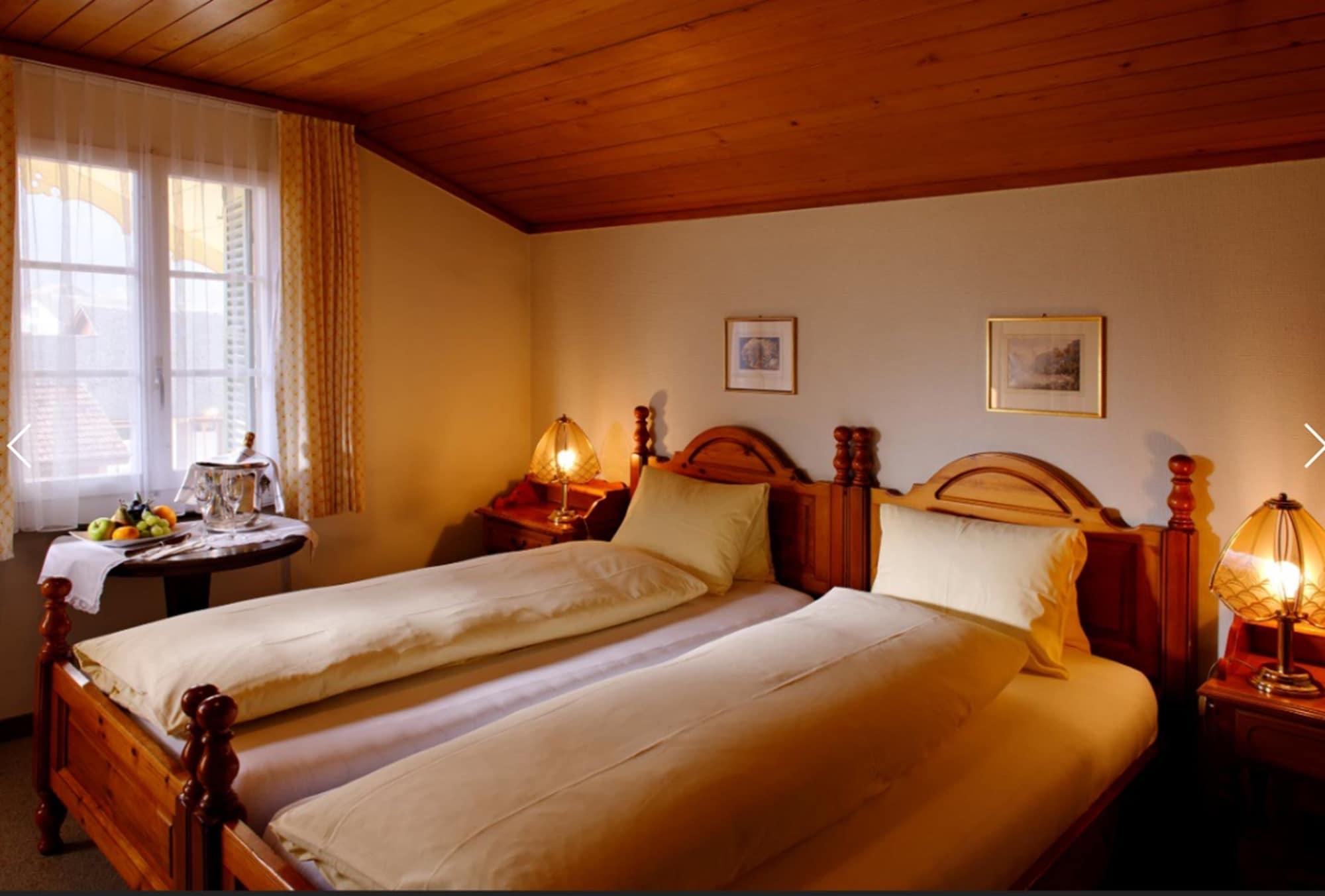 Baeren Hotel, The Bear Inn Wilderswil Εξωτερικό φωτογραφία