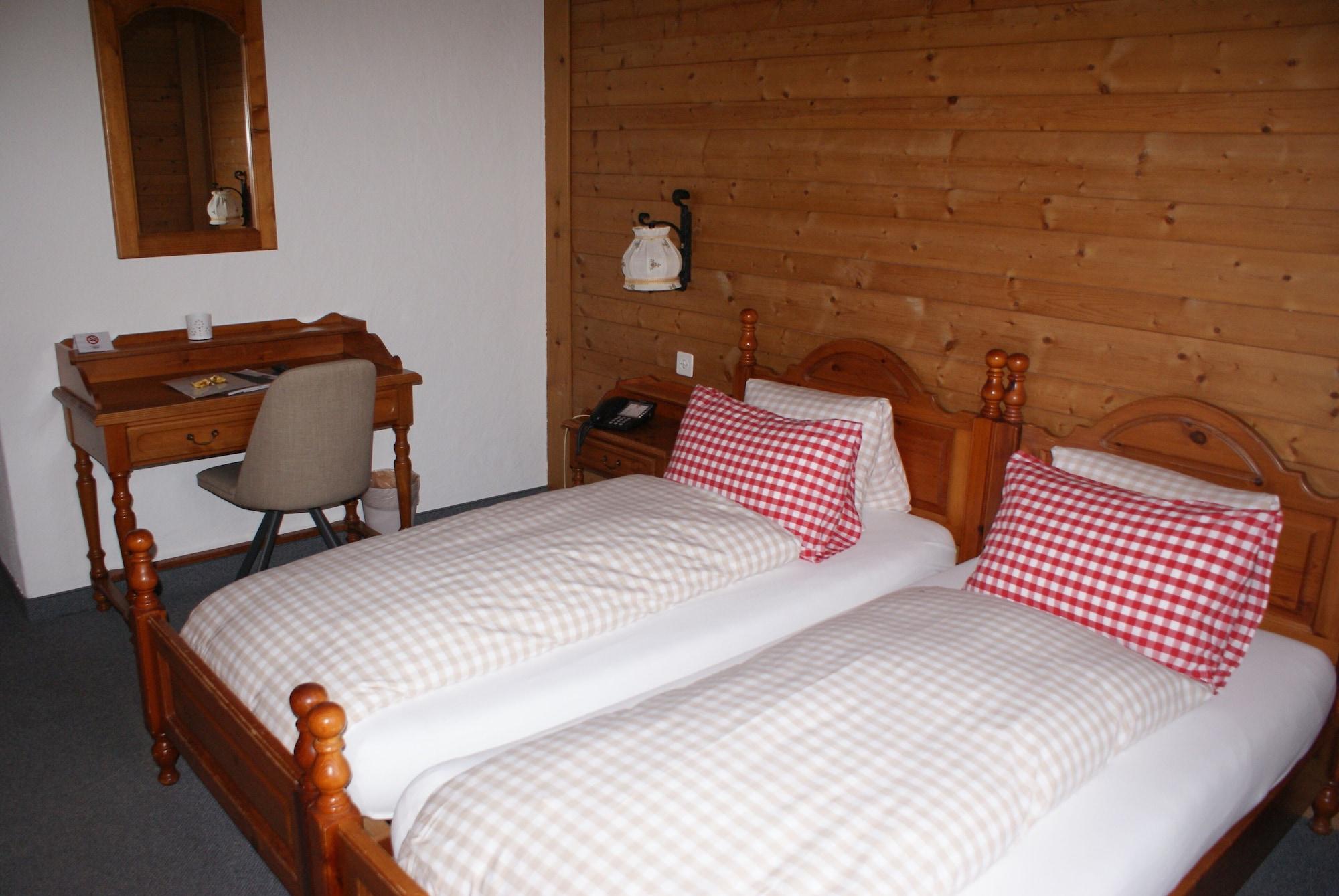 Baeren Hotel, The Bear Inn Wilderswil Εξωτερικό φωτογραφία