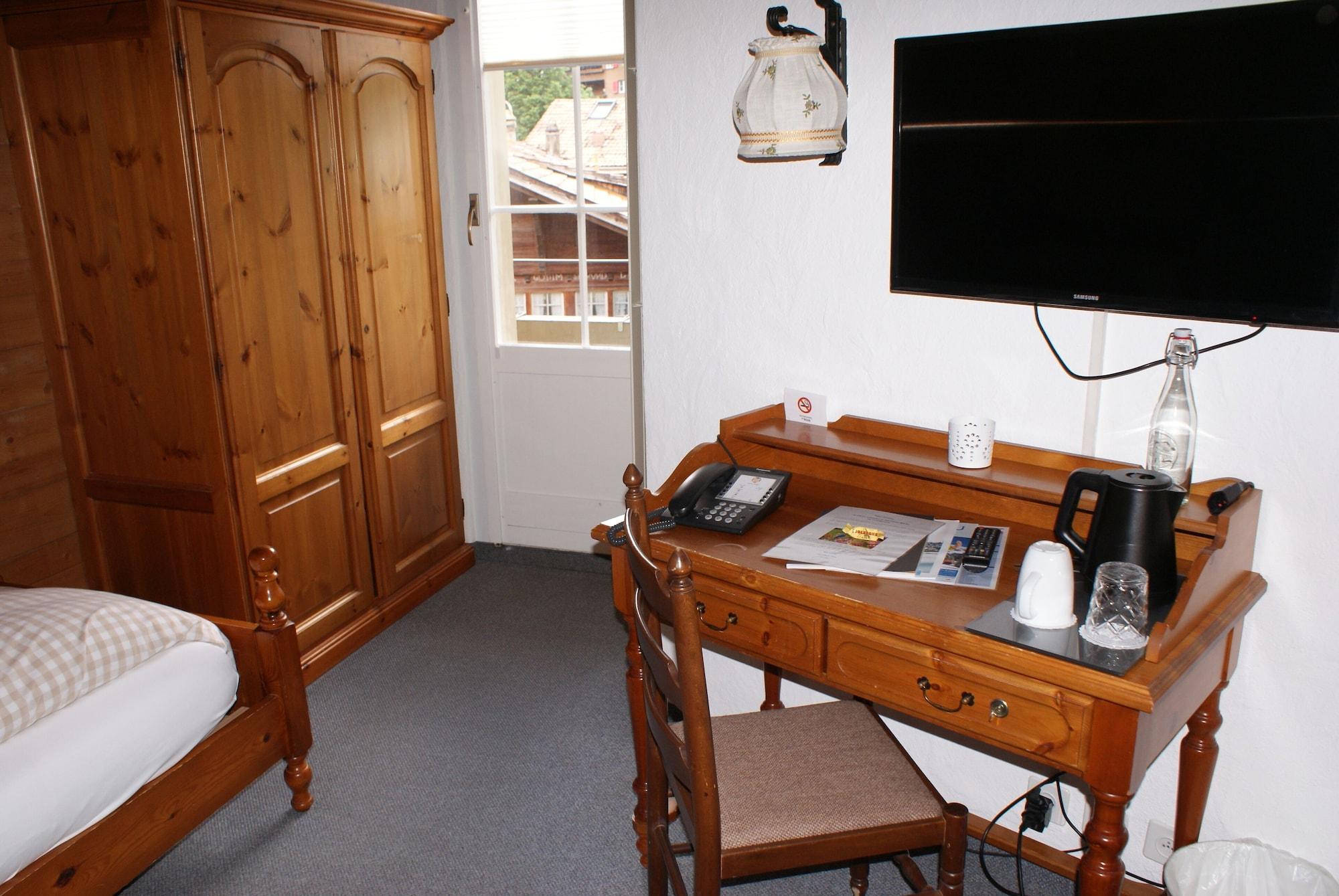 Baeren Hotel, The Bear Inn Wilderswil Εξωτερικό φωτογραφία