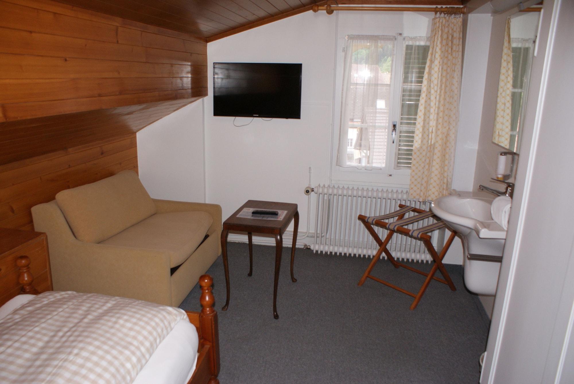 Baeren Hotel, The Bear Inn Wilderswil Εξωτερικό φωτογραφία