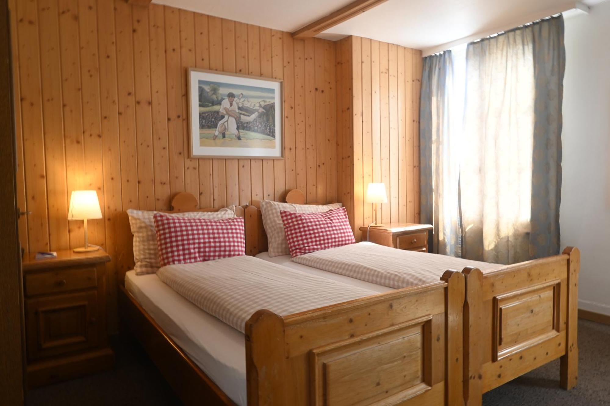 Baeren Hotel, The Bear Inn Wilderswil Εξωτερικό φωτογραφία